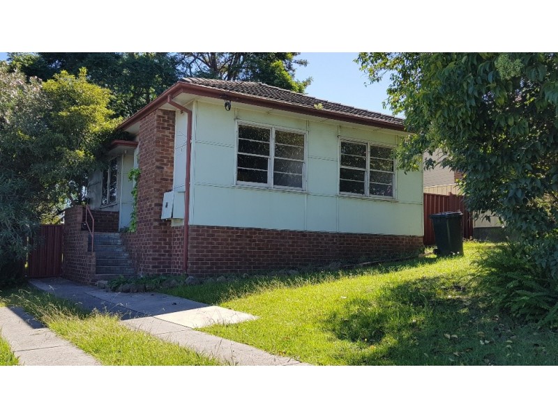 26 Mount Street, Mount Saint Thomas NSW 2500