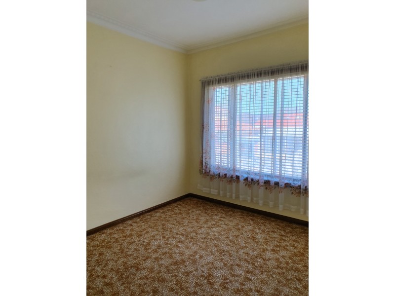 2/43 Yellagong Street, West Wollongong NSW 2500
