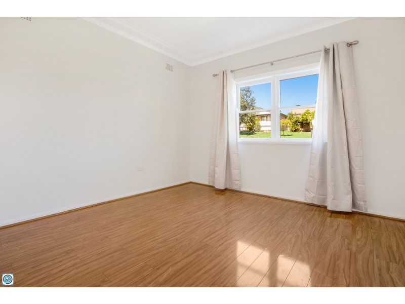 16 Birmingham Street, Cringila NSW 2502