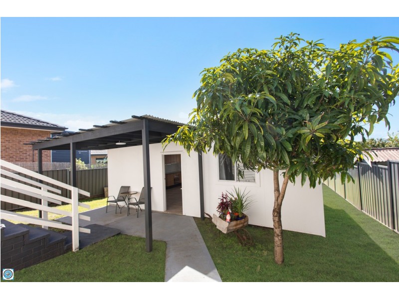 16 Birmingham Street, Cringila NSW 2502