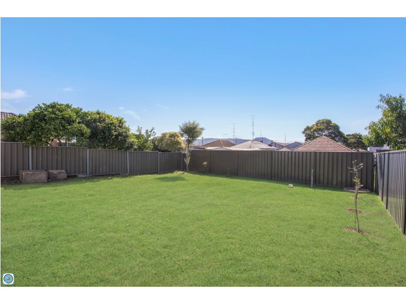 16 Birmingham Street, Cringila NSW 2502