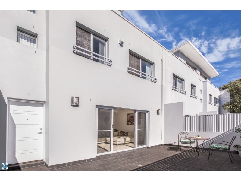 2/27 Rawlinson Avenue, Wollongong NSW 2500