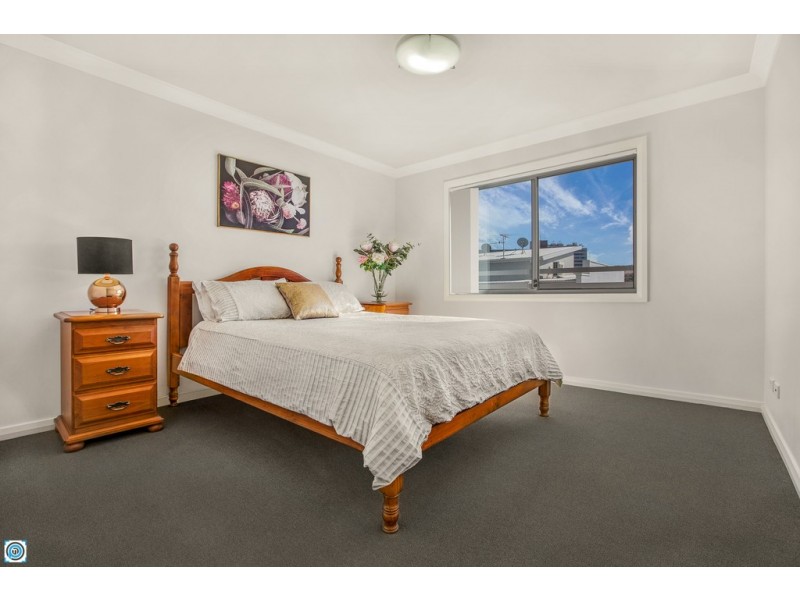 2/27 Rawlinson Avenue, Wollongong NSW 2500
