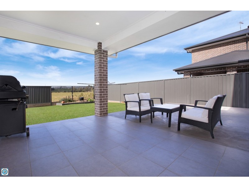 9 Stockyard Crescent, Horsley NSW 2530