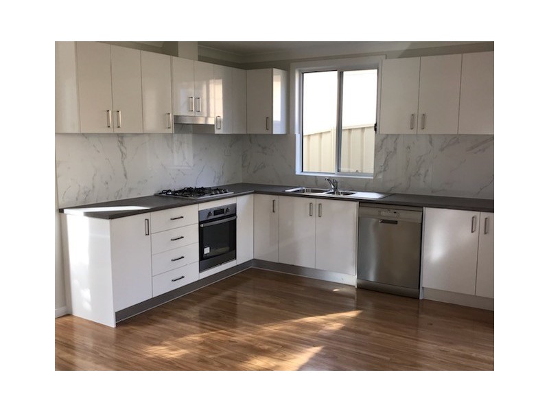 13a Figtree Crescent, Figtree NSW 2525