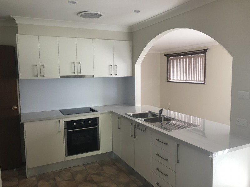 34 Fairloch Avenue, Farmborough Heights NSW 2526