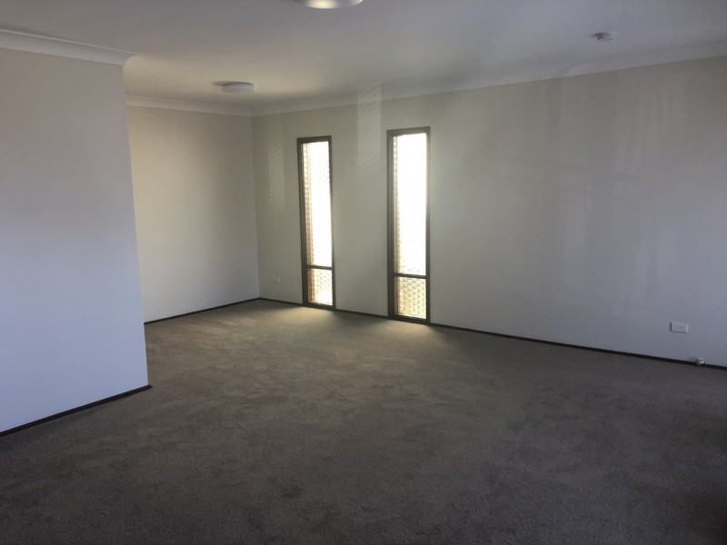 34 Fairloch Avenue, Farmborough Heights NSW 2526