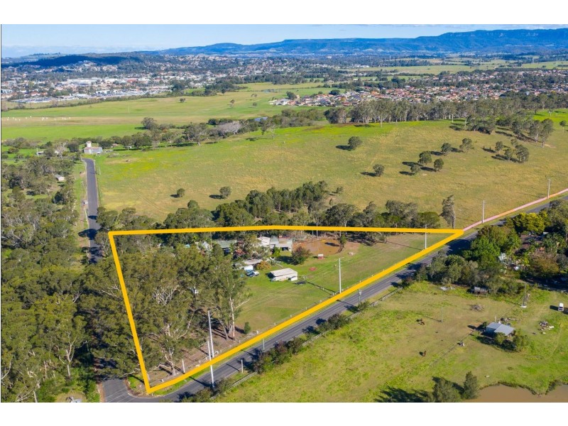 141 Darkes Road, Kembla Grange NSW 2526