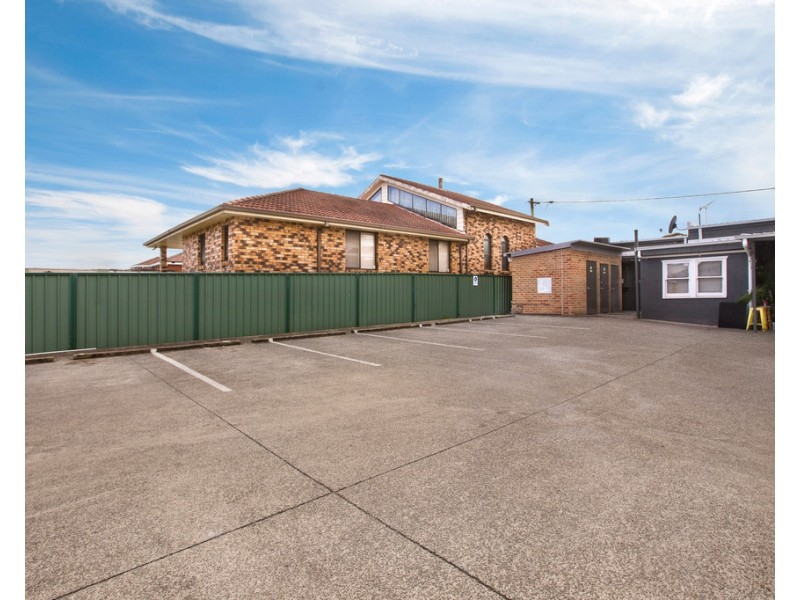 1/284 Windang Road, Windang NSW 2528