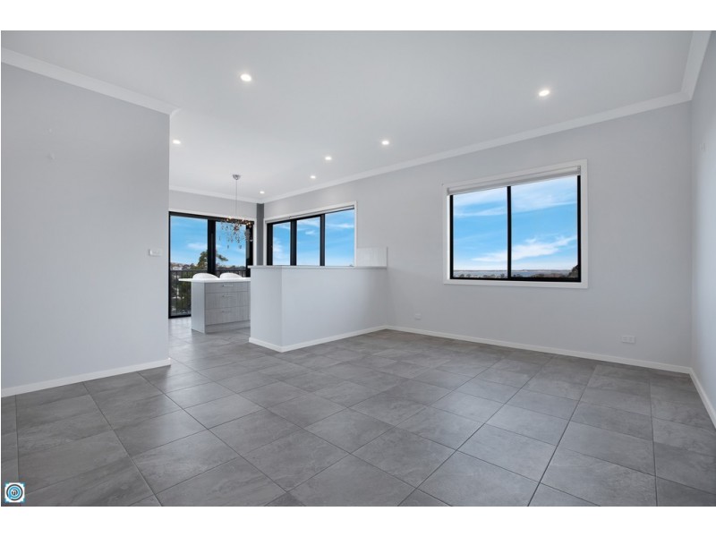 62e Nottingham Street, Berkeley NSW 2506