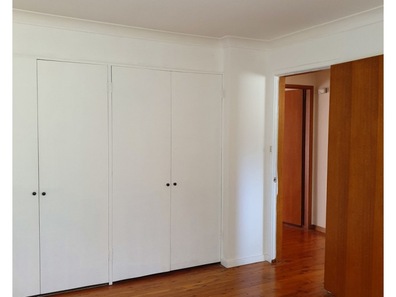 21 Hilltop Avenue, Wollongong NSW 2500