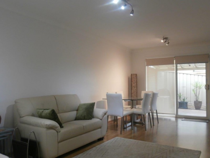 2/29 Hillcrest Street, Wollongong NSW 2500