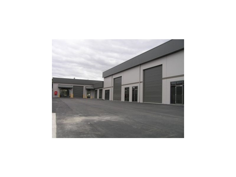 2/144 Lake Entrance Road, Oak Flats NSW 2529