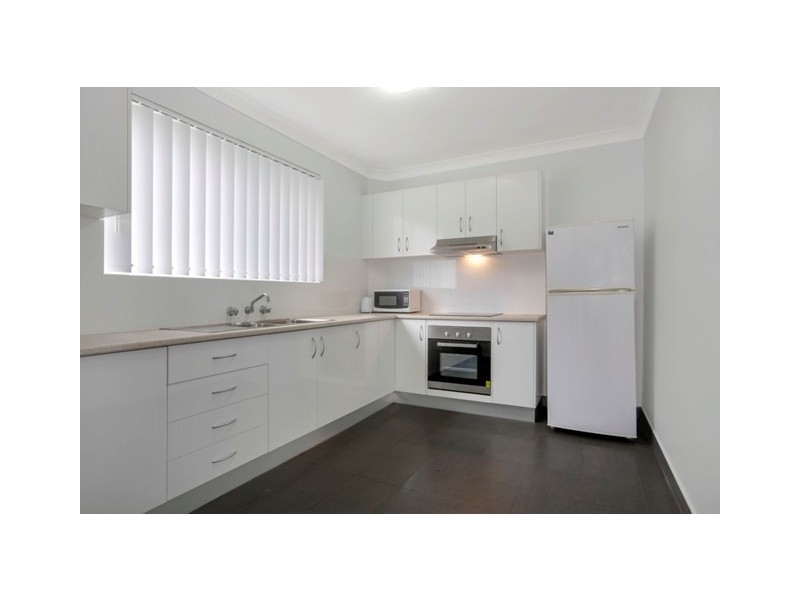 1/10 PRINCES HIGHWAY, West Wollongong NSW 2500