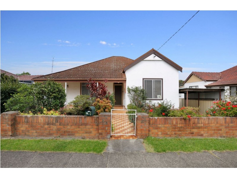 61 Atchison Street, Wollongong NSW 2500