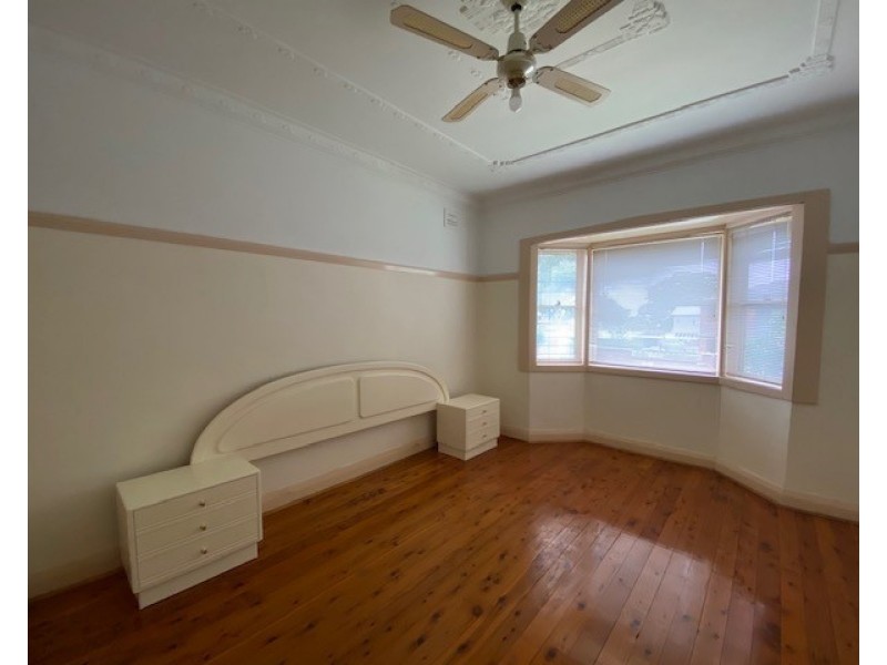 14 Myrtle Street, Coniston NSW 2500