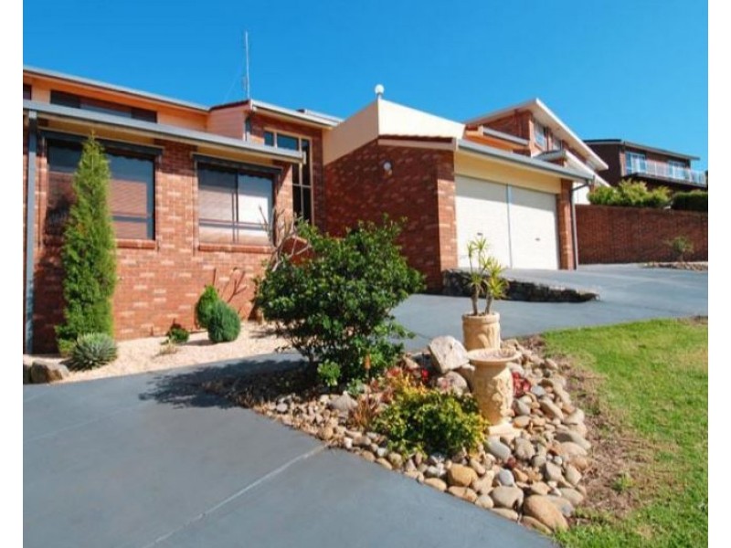 85 Derribong Drive, Cordeaux Heights NSW 2526