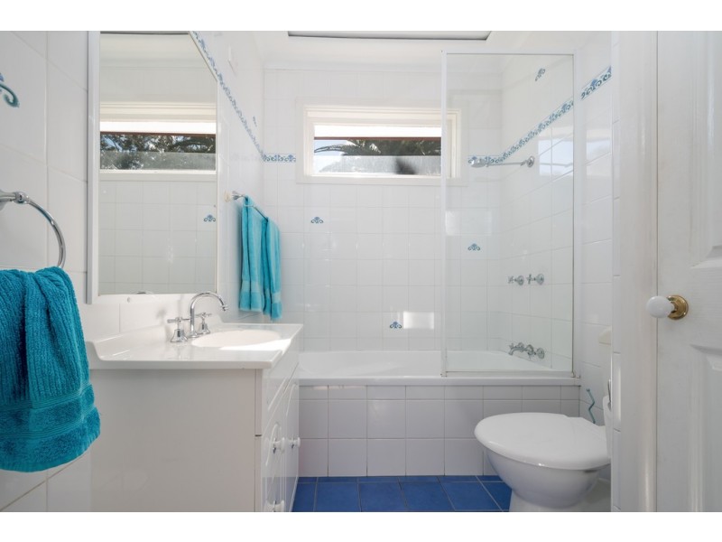 50 Parkside Drive, Dapto NSW 2530