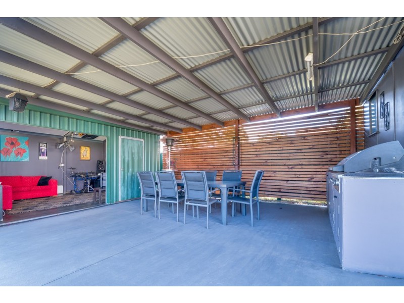 50 Parkside Drive, Dapto NSW 2530