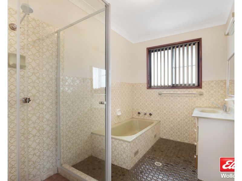 211 – 213 Princes Highway, Unanderra NSW 2526