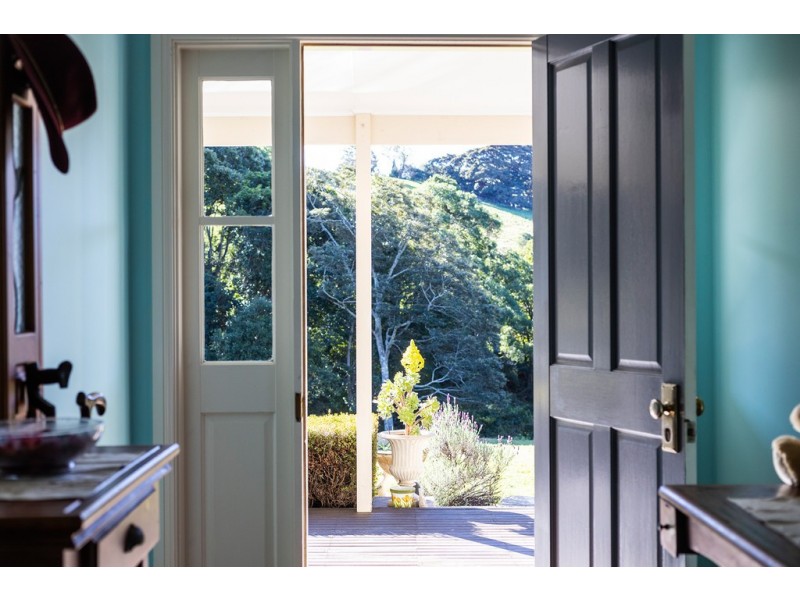 87 William James Drive, Mount Kembla NSW 2526