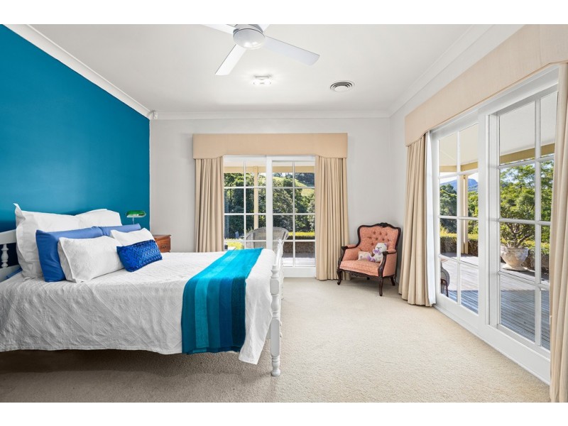 87 William James Drive, Mount Kembla NSW 2526