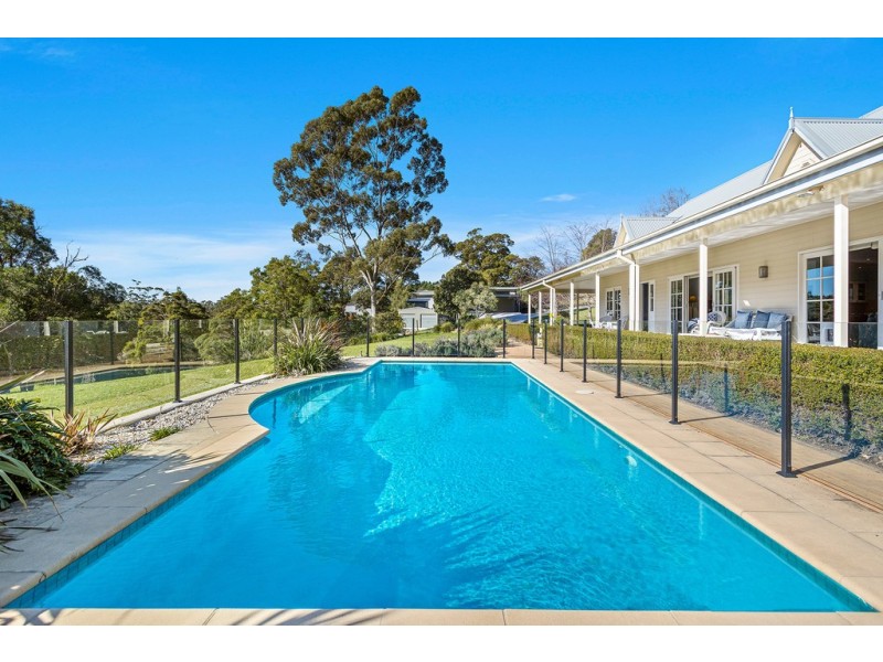 87 William James Drive, Mount Kembla NSW 2526