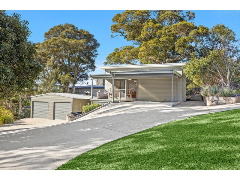 87 William James Drive, Mount Kembla NSW 2526