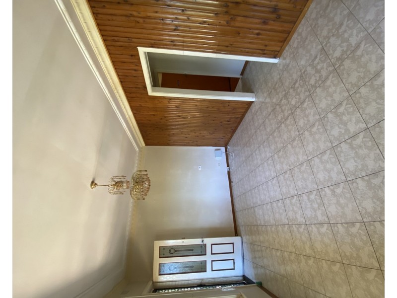 2 Pine Crescent, Coniston NSW 2500