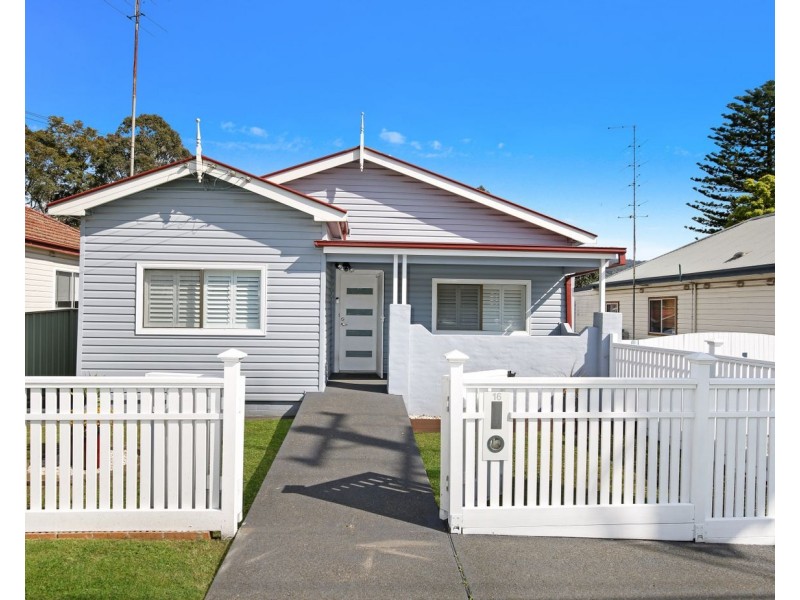 16 Mercury Street, Wollongong NSW 2500