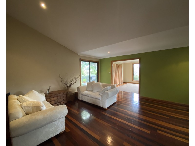 57 Riveroak Road, Farmborough Heights NSW 2526