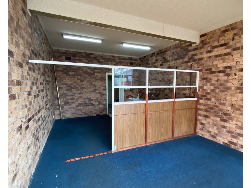 1/27 Bridge Street, Coniston NSW 2500