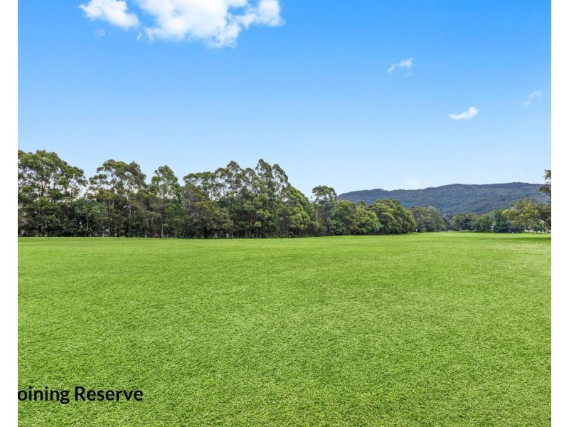 30 Pooroka Avenue, West Wollongong NSW 2500