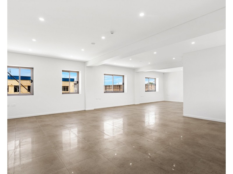 4/210-222 Cowper Street, Warrawong NSW 2502