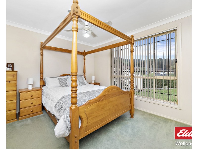 15 Derwent Place, Albion Park NSW 2527