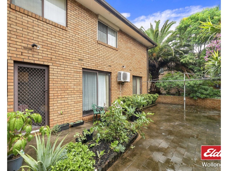3/3 Melinda Grove, Lake Heights NSW 2502