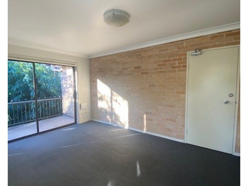 12/12 Denison Street, Wollongong NSW 2500