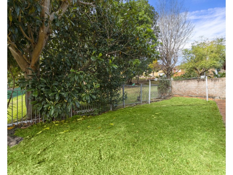 2/37 Foothills Road, Mount Ousley NSW 2519