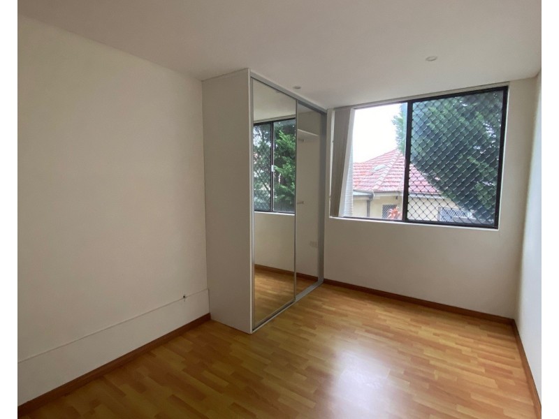 1/57 New Dapto Road, Wollongong NSW 2500