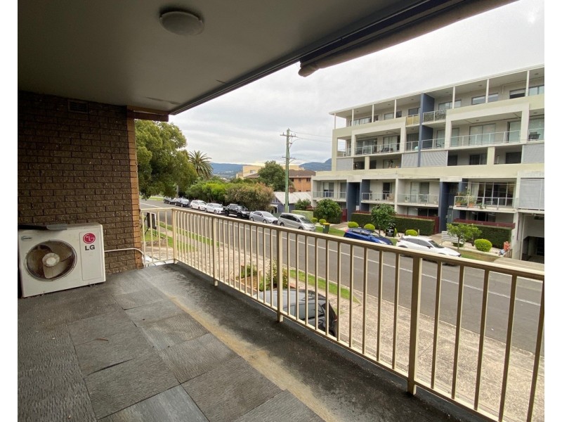 1/57 New Dapto Road, Wollongong NSW 2500