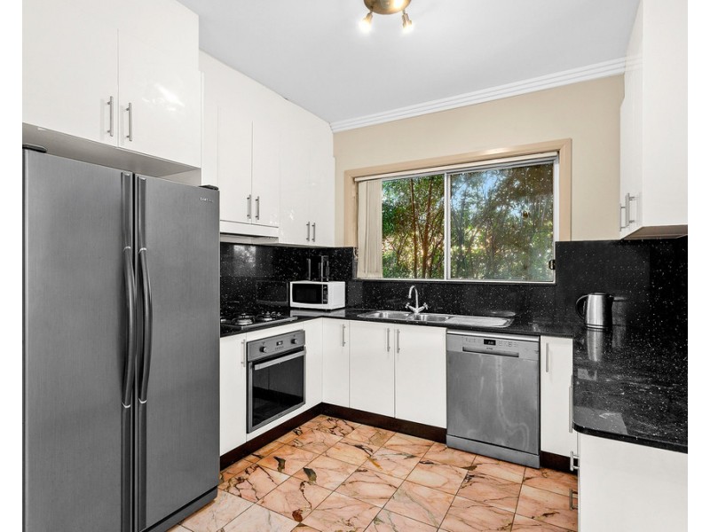22a Rowland Avenue, Wollongong NSW 2500