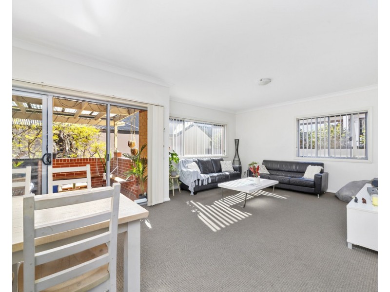 11/4-6 Victoria Street, Wollongong NSW 2500