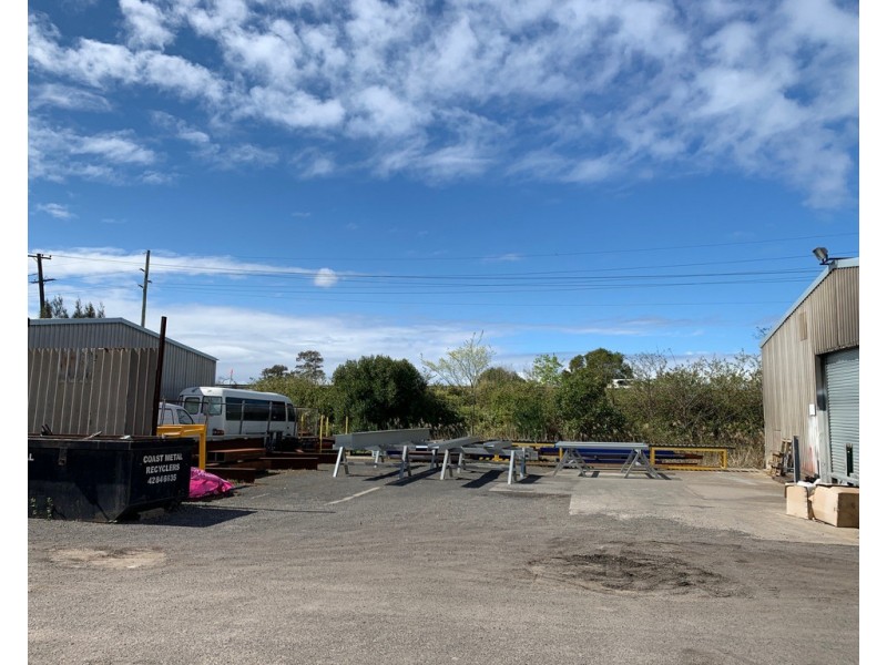 Shed 2/9-11 West Dapto Road, Kembla Grange NSW 2526