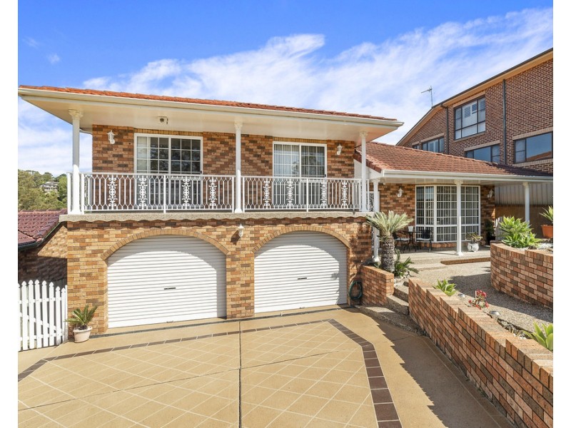 22 MURROGUN CRESCENT, Cordeaux Heights NSW 2526