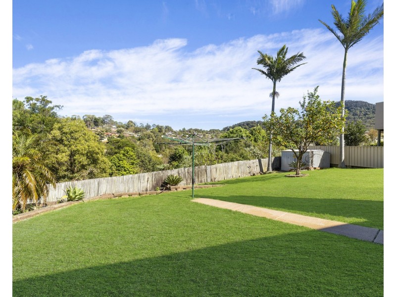 22 MURROGUN CRESCENT, Cordeaux Heights NSW 2526