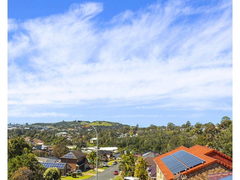 22 MURROGUN CRESCENT, Cordeaux Heights NSW 2526
