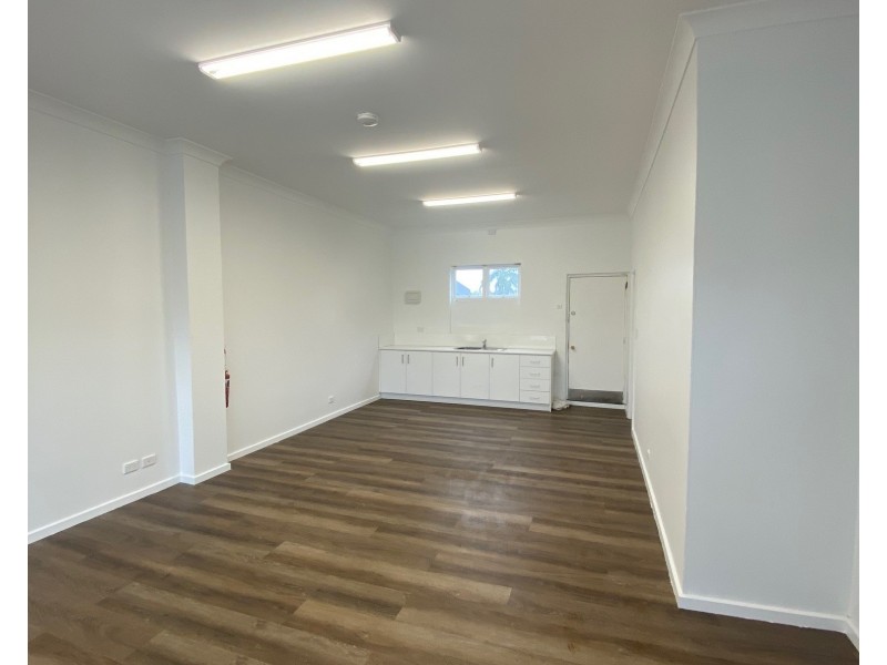 1/7-9 Lake Avenue, Cringila NSW 2502