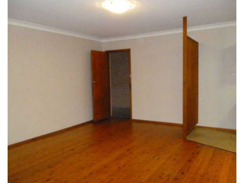 2/9 Zelang Avenue, Figtree NSW 2525