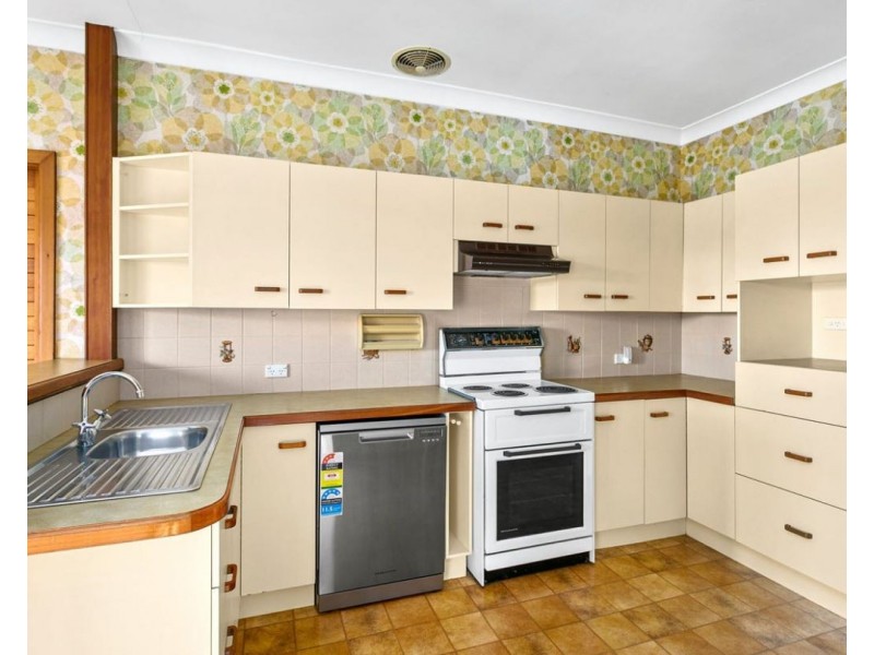 70 Mt Keira Road, Mount Keira NSW 2500