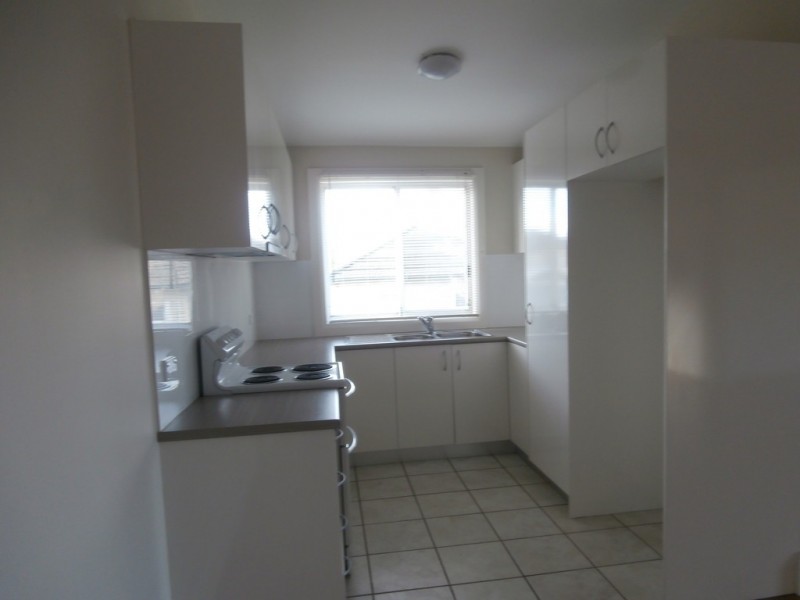 8 BELLVUE ROAD, Figtree NSW 2525